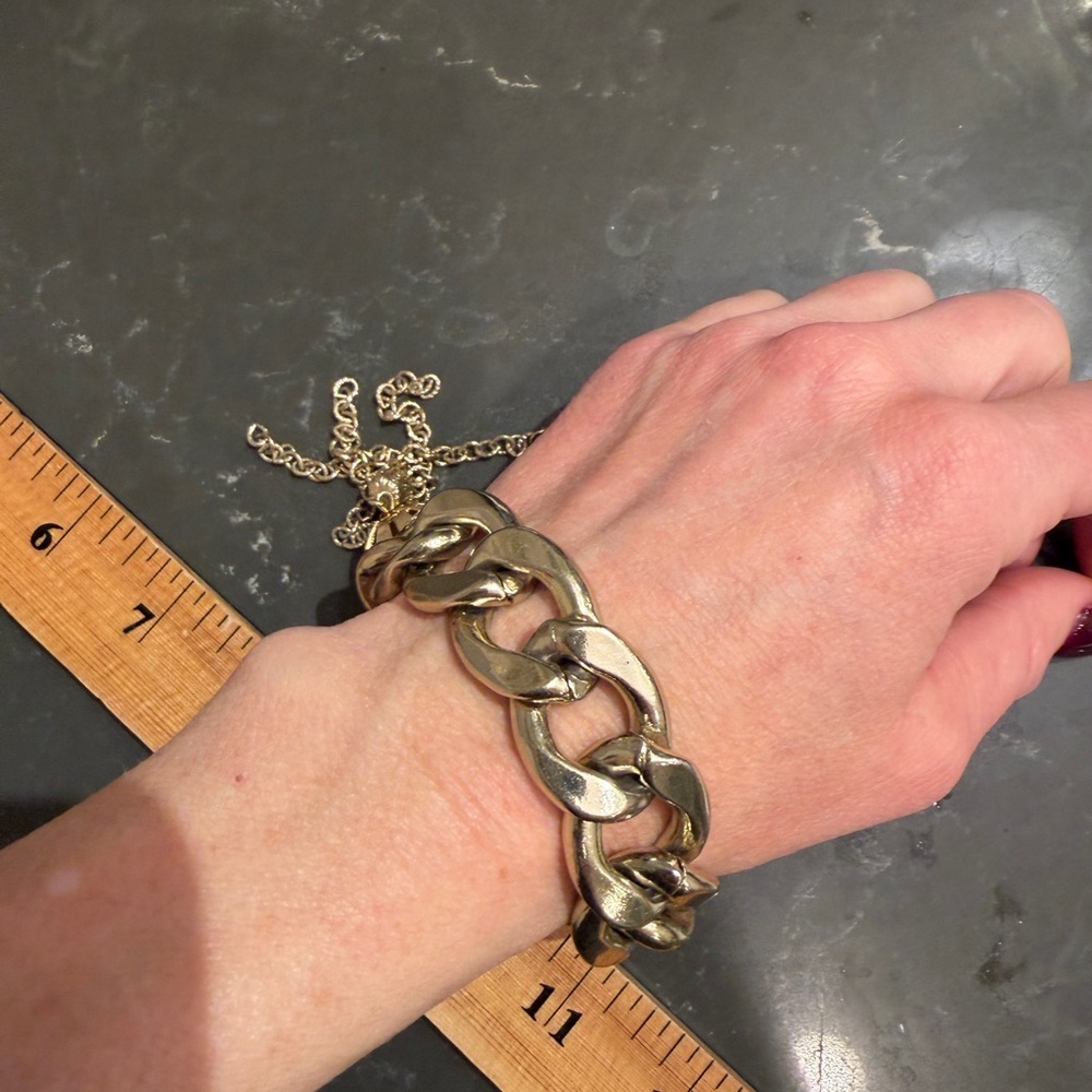 Vintage chunky Gold tone 80s Chain Link Bracelet